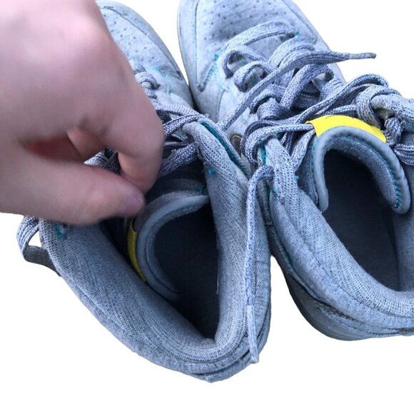 Vintage 2009 Nike Dunk High 6.0 Grey Fleece Size 8 - Picture 3 of 15